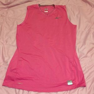 Never worn NIKE tank